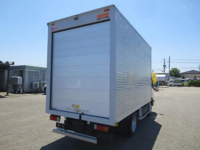 日野 デュトロ 2RG-XZU645M(2WD)の写真4