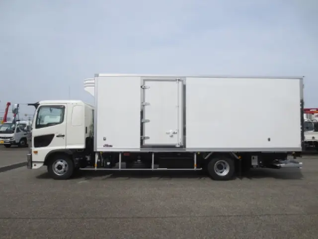 日野 レンジャー 2KG-FD2ABG(2WD)の写真9