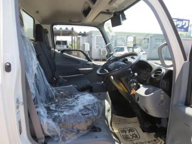 日野 デュトロ 2RG-XZU645M(2WD)の写真12