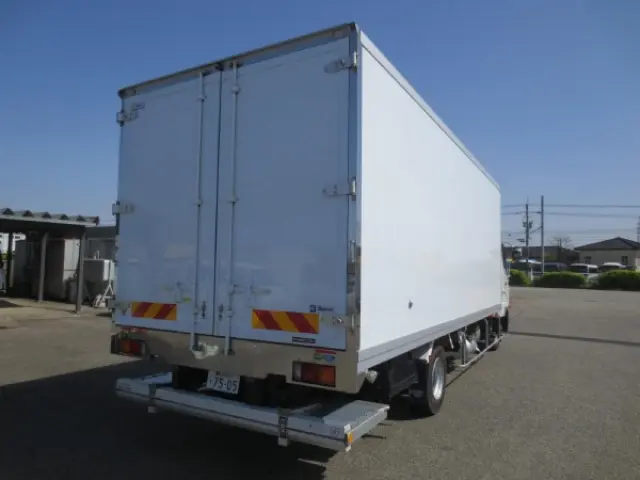 三菱 ファイター 2KG-FK62F(2WD)の写真4