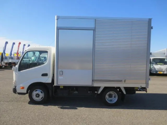 トヨタ ダイナ TPG-XZC605(2WD)の写真9