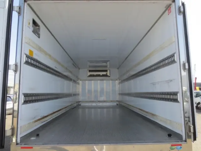 三菱 ファイター 2KG-FK62F(2WD)の写真10