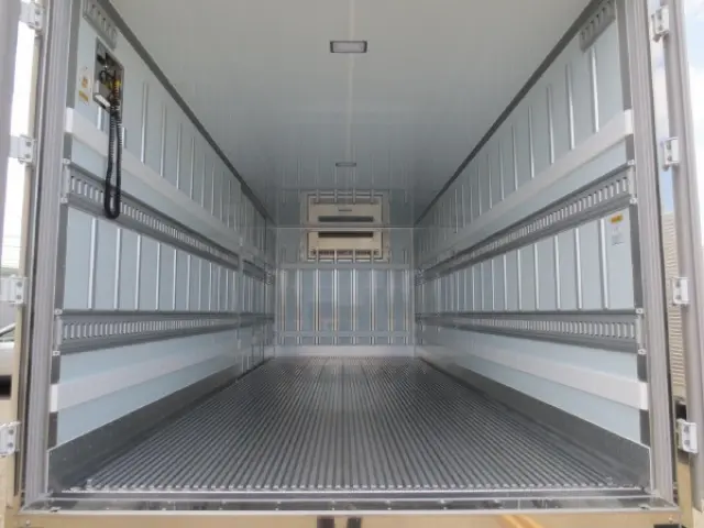 日野 レンジャー 2KG-FD2ABG(2WD)の写真10