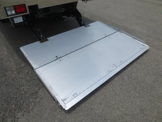 日野 レンジャー 2KG-FD2ABG(2WD)の写真13
