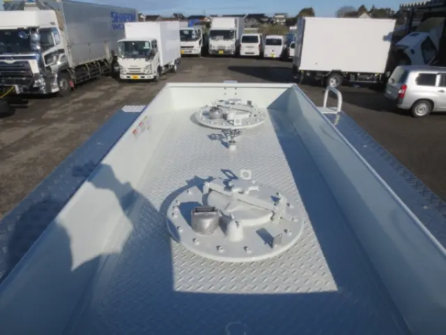 三菱 キャンター 2PG-FEA80(2WD)の写真10