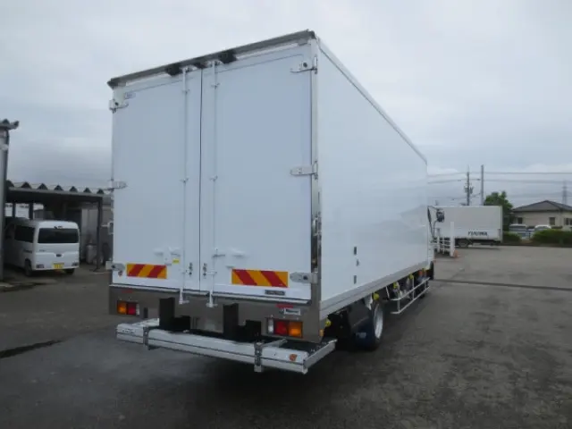 三菱 ファイター 2KG-FK65F(2WD)の写真4
