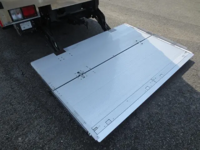 日野 レンジャー 2KG-FD2ABG(2WD)の写真12