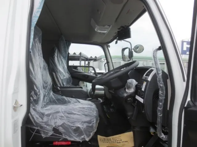 三菱 ファイター 2KG-FK65F(2WD)の写真19