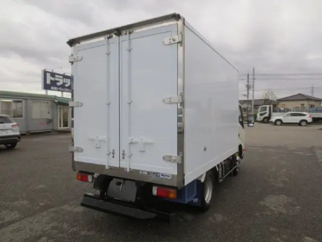 日野 デュトロ 2RG-XZC605M(2WD)の写真4