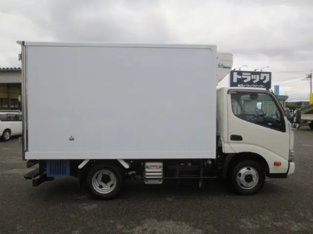 日野 デュトロ 2RG-XZC605M(2WD)の写真8