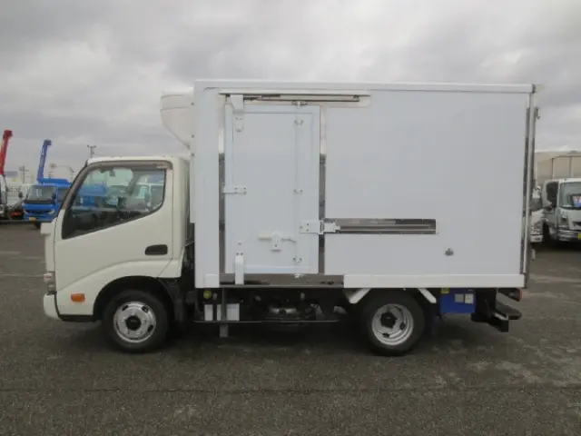 日野 デュトロ 2RG-XZC605M(2WD)の写真9