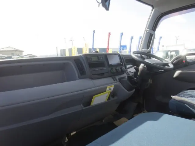 三菱 キャンター TKG-FEB50(2WD)の写真19