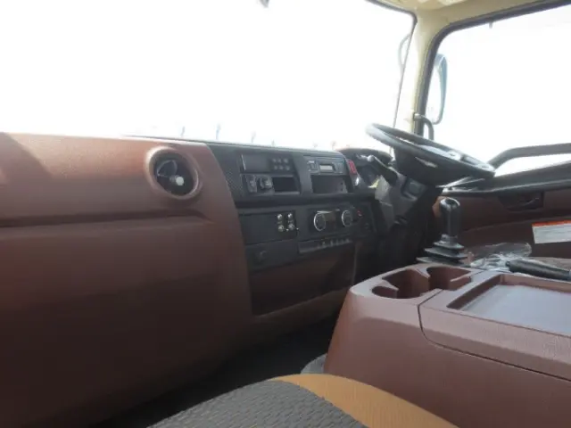 日野 レンジャー 2KG-FC2ABG(2WD)の写真21