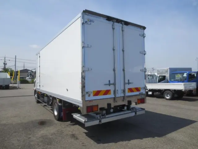 三菱 ファイター 2KG-FK75F(2WD)の写真5