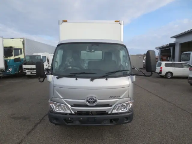 トヨタ ダイナ 2RG-XZC605(2WD)の写真6