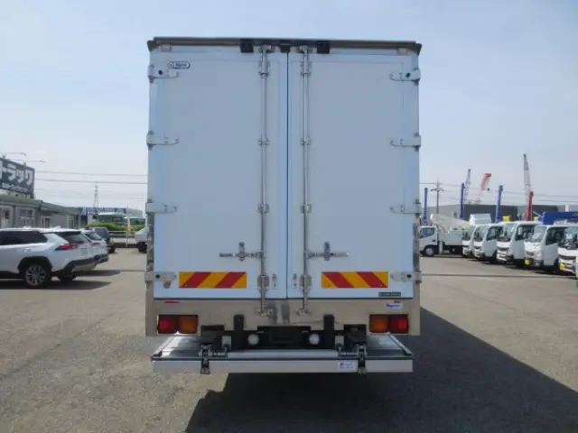 三菱 ファイター 2KG-FK75F(2WD)の写真7