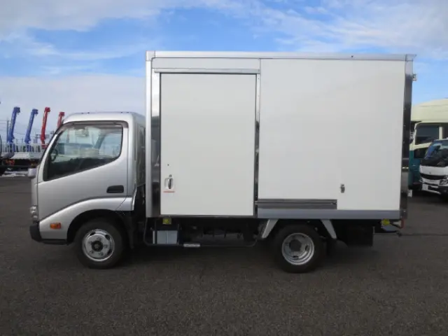トヨタ ダイナ 2RG-XZC605(2WD)の写真9