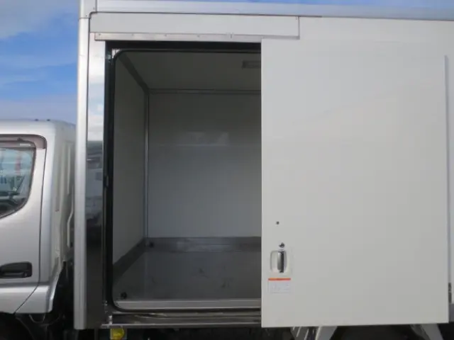 トヨタ ダイナ 2RG-XZC605(2WD)の写真11