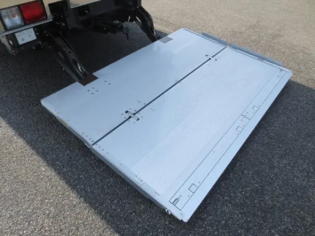 日野 レンジャー 2KG-FD2ABG(2WD)の写真12