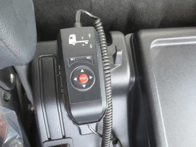 三菱 ファイター 2KG-FK75F(2WD)の写真18
