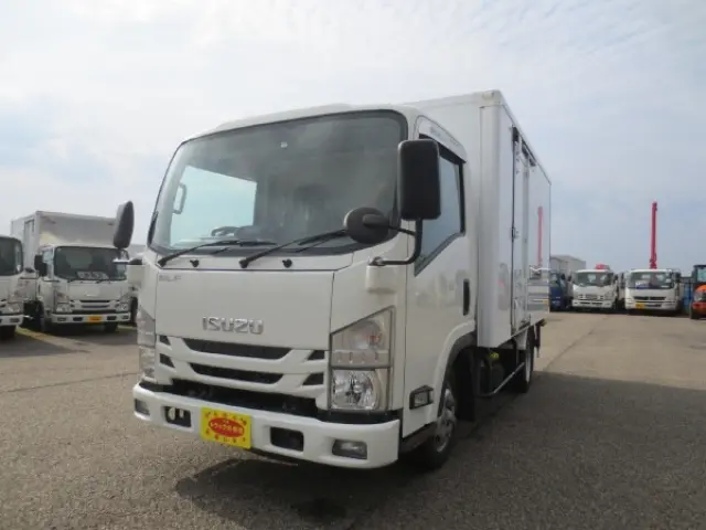 いすゞ エルフ 2RG-NLR88AN(2WD)の写真1