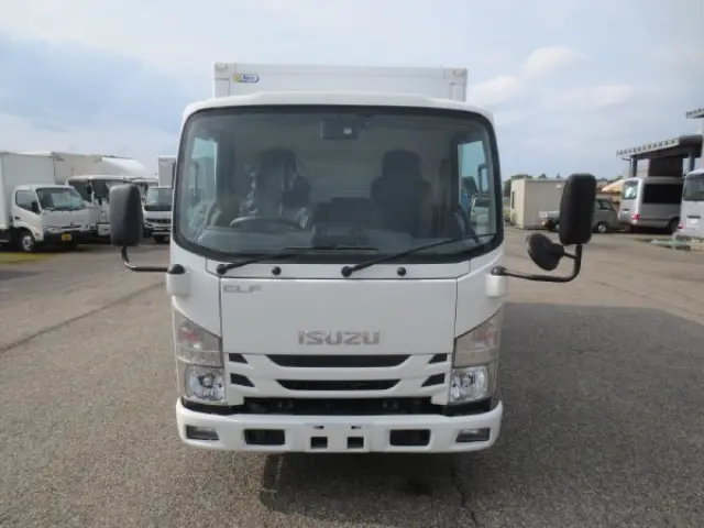 いすゞ エルフ 2RG-NLR88AN(2WD)の写真6