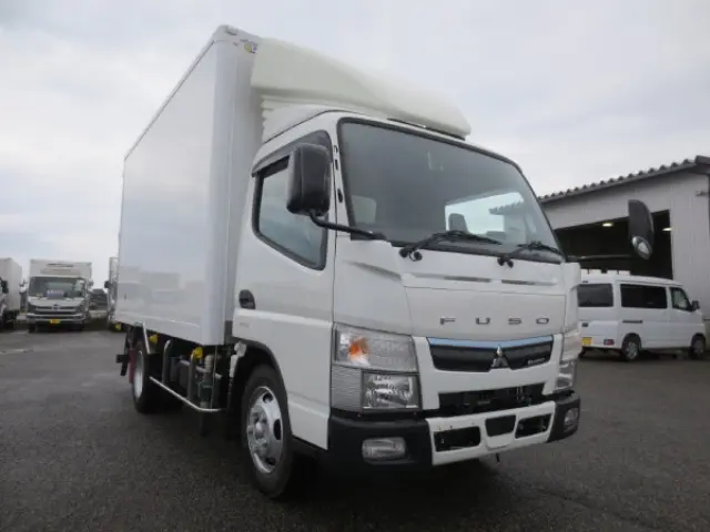 三菱 キャンター 2PG-FEAV0(2WD)の写真2