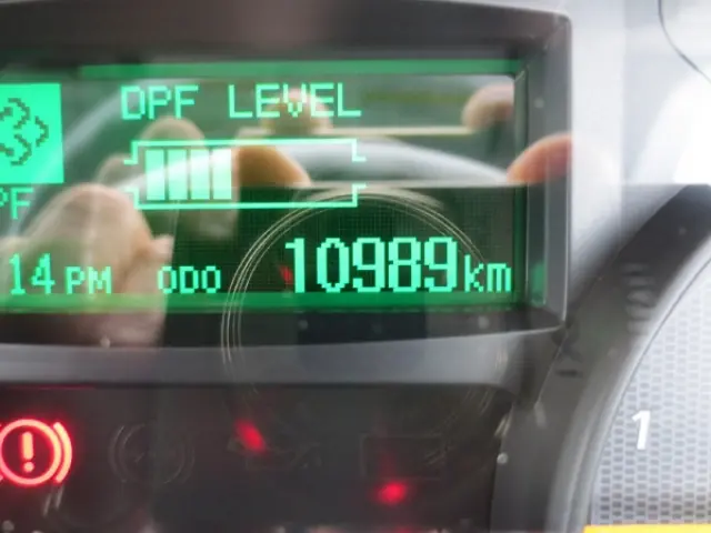 三菱 キャンター 2PG-FEAV0(2WD)の写真16