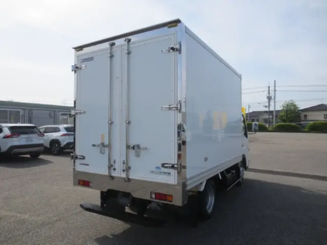 三菱 キャンター TPG-FBA20(2WD)の写真4