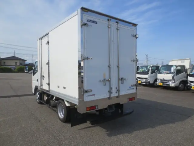 三菱 キャンター TPG-FBA20(2WD)の写真5