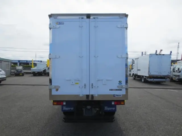 三菱 キャンター 2RG-FBAV0(2WD)の写真7