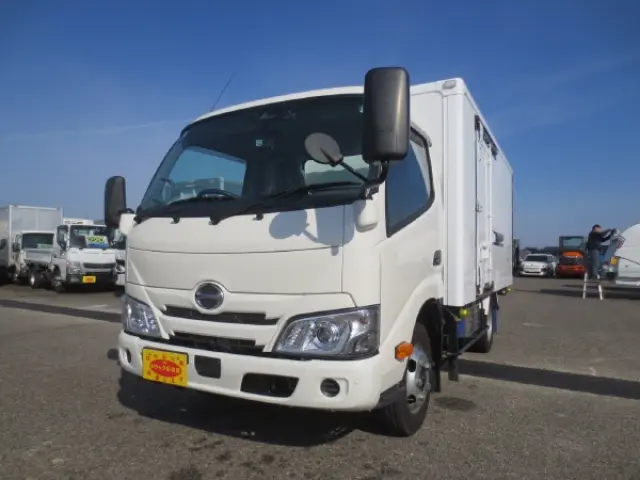 日野 デュトロ 2RG-XZU645M(2WD)の写真1
