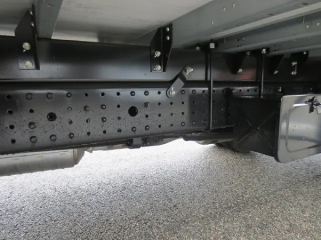 三菱 キャンター 2RG-FEB80(2WD)の写真13