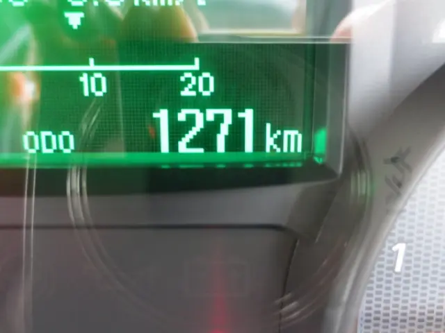 三菱 キャンター 2RG-FEB80(2WD)の写真16