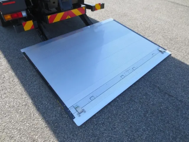 三菱 キャンター 2PG-FEB80(2WD)の写真12