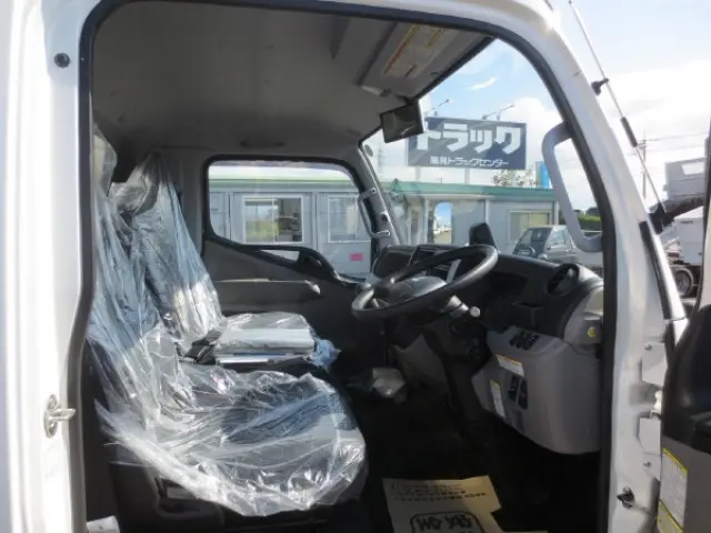 三菱 キャンター 2PG-FEB80(2WD)の写真14