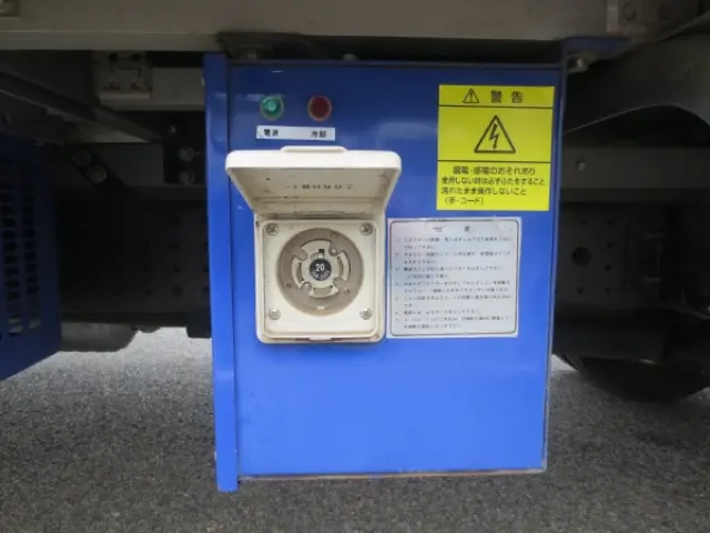三菱 キャンター TPG-FEB50(2WD)の写真15