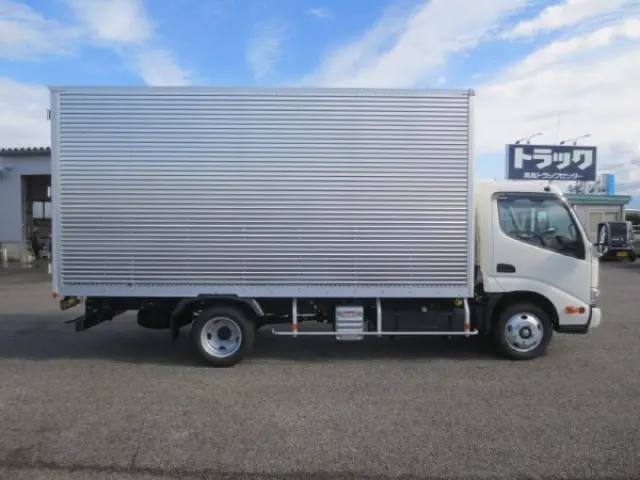 日野 デュトロ 2KG-XZU655M(2WD)の写真8