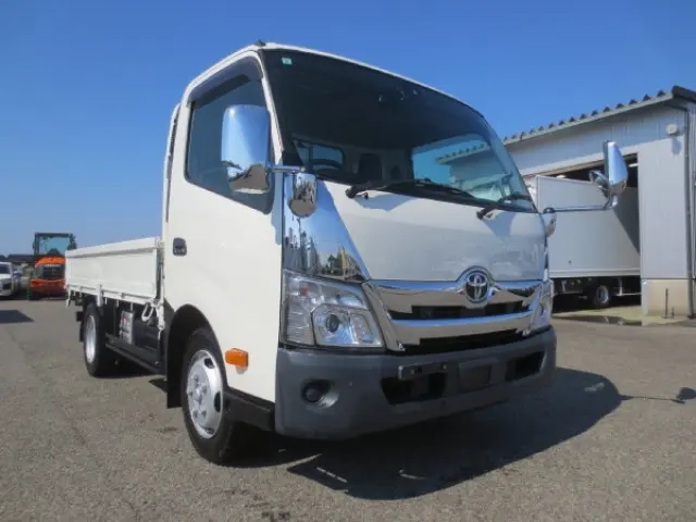 トヨタ ダイナ 2RG-XZU700(2WD)の写真2