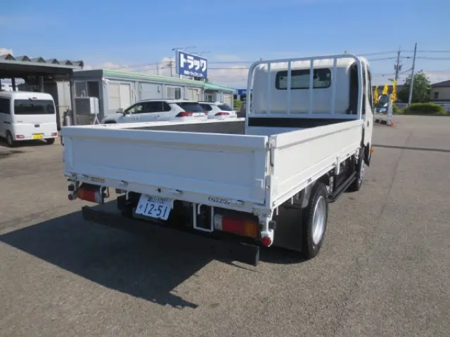 トヨタ ダイナ 2RG-XZU700(2WD)の写真4