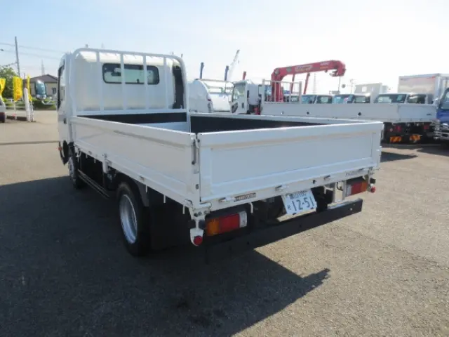 トヨタ ダイナ 2RG-XZU700(2WD)の写真5