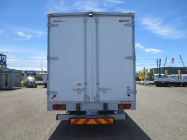 三菱 ファイター 2KG-FK62F(2WD)の写真7