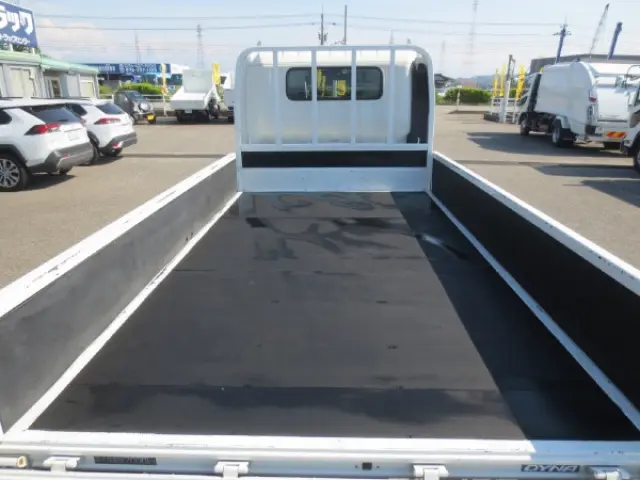 トヨタ ダイナ 2RG-XZU700(2WD)の写真10