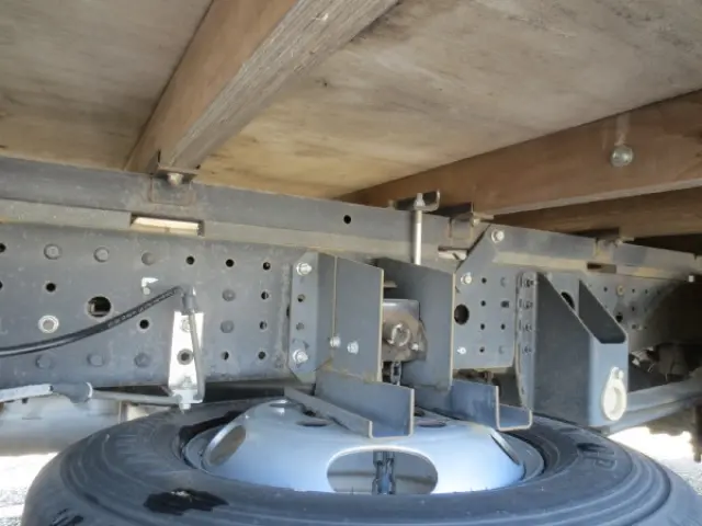 三菱 キャンター TPG-FEB20(2WD)の写真12