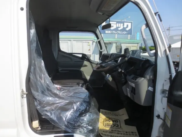 三菱 キャンター TPG-FEB20(2WD)の写真13