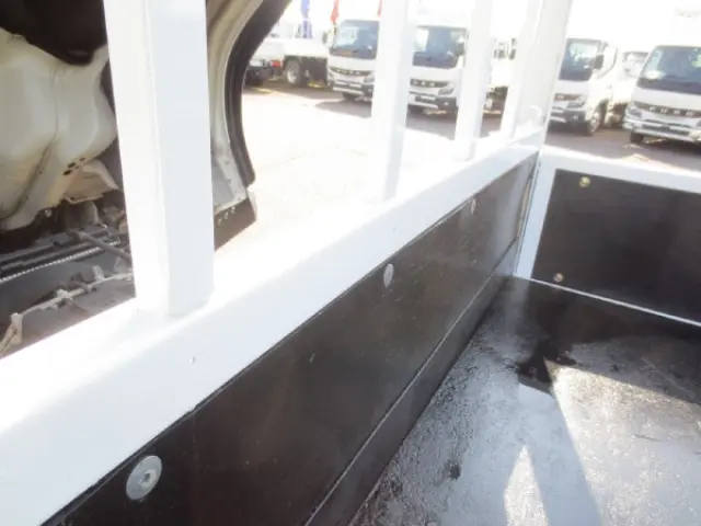 三菱 キャンター TPG-FEB20(2WD)の写真22