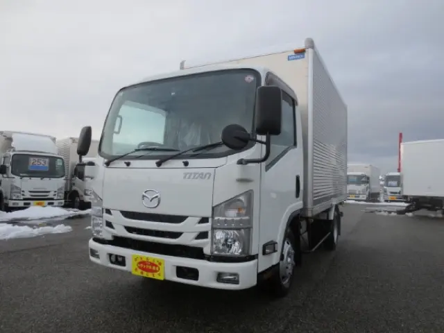 マツダ タイタン TRG-LMR85N(2WD)の写真1