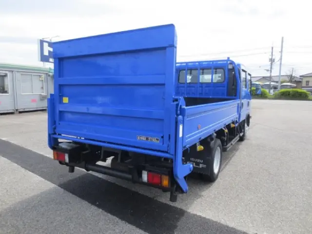 いすゞ エルフ 2RG-NPR88AR(2WD)の写真4