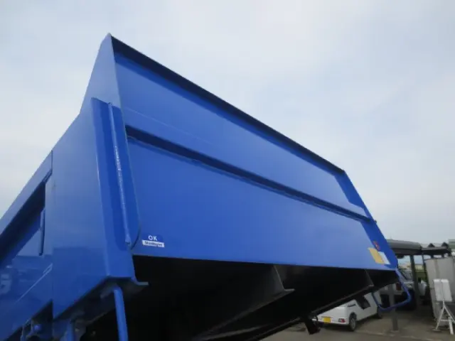 いすゞ エルフ 2RG-NKR88AD(2WD)の写真11