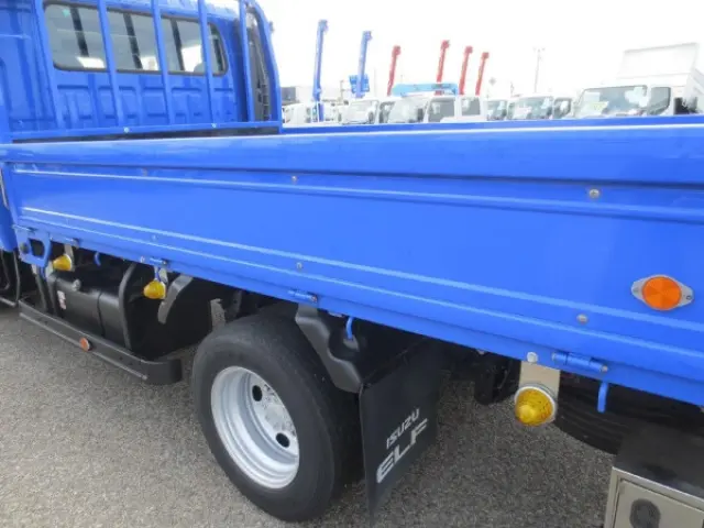 いすゞ エルフ 2RG-NPR88AR(2WD)の写真23